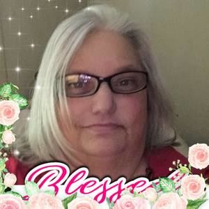 Meet your Posher, Angie